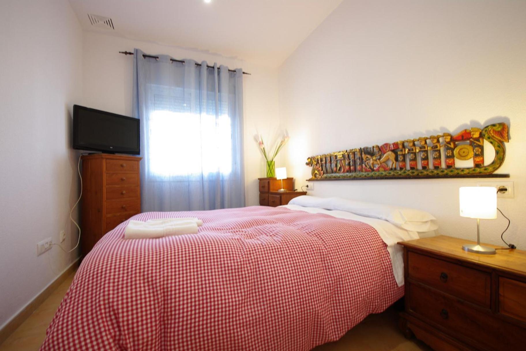 Livingtarifa- Apartamento Tucan Exterior photo